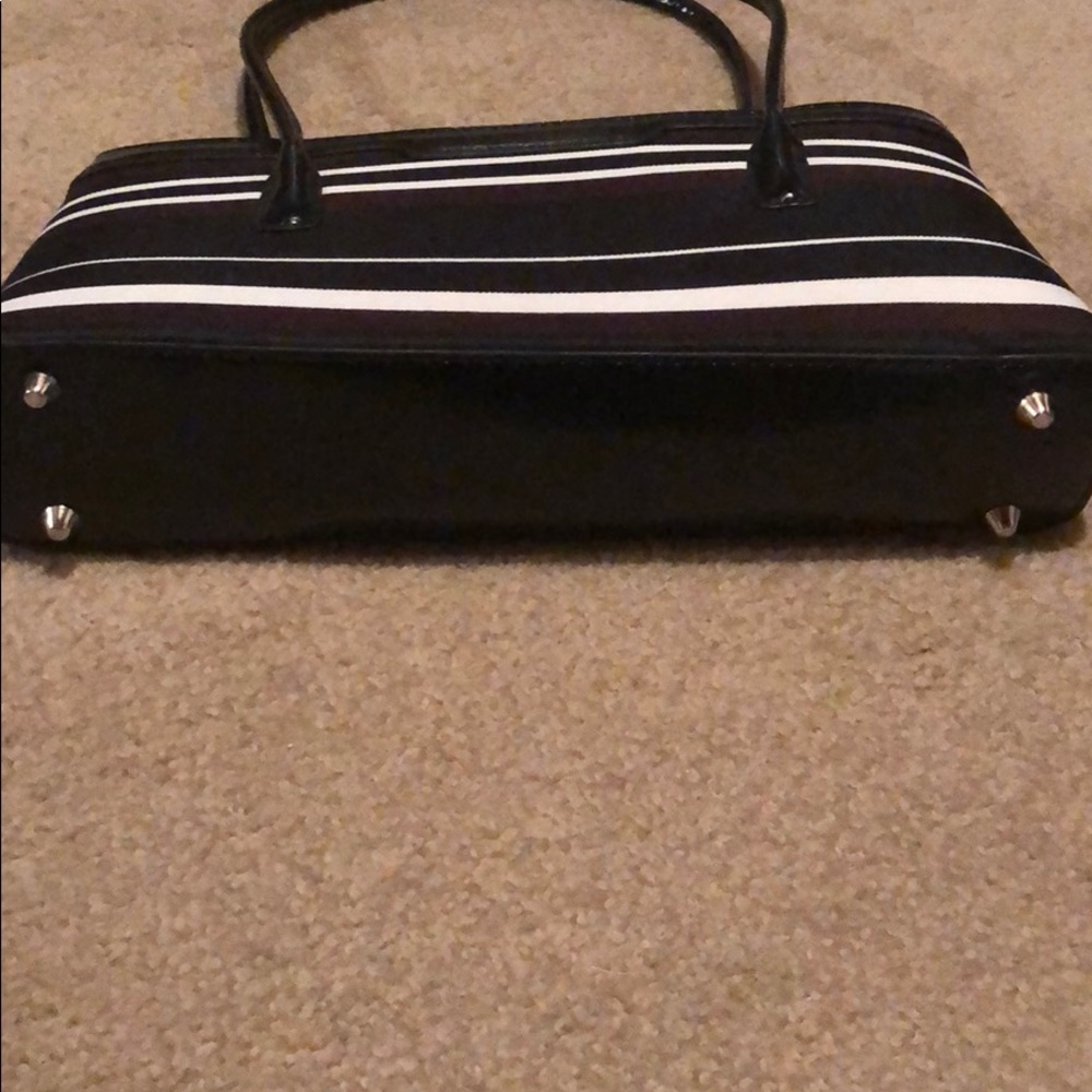 Purse - Picture 3 of 3